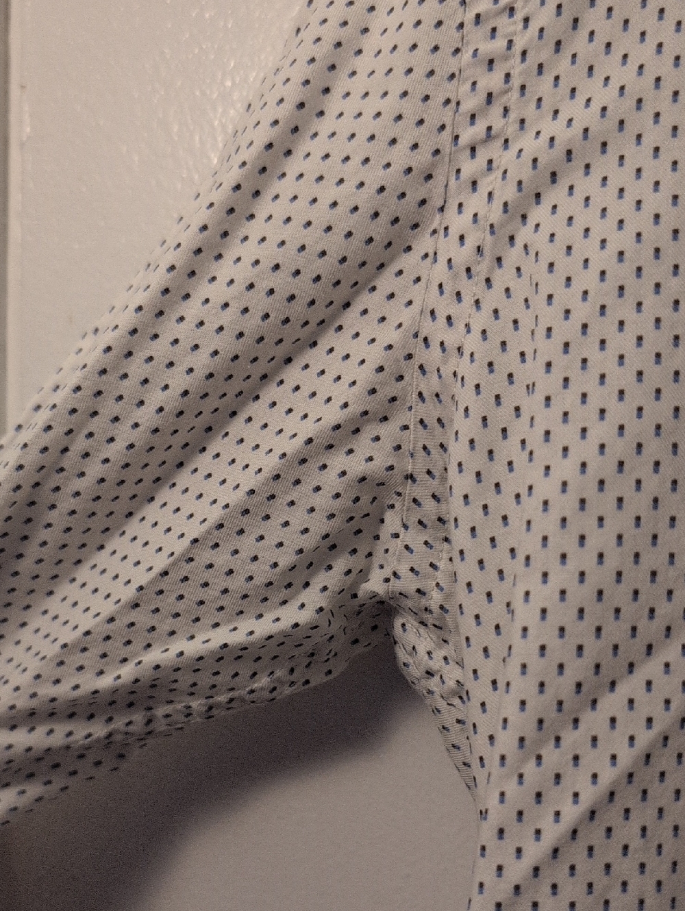 Geometric Button Down - Picture 4 of 4